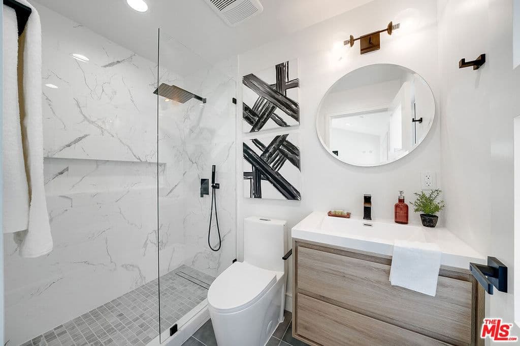 Residential in Los Angeles — Photos 12