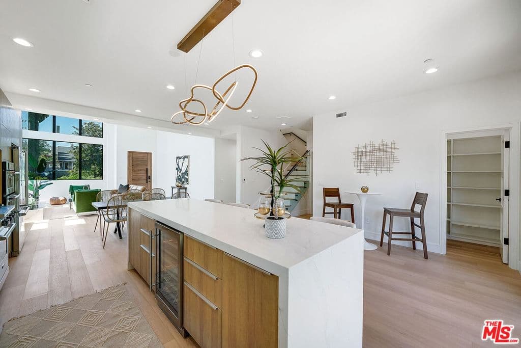 Residential in Los Angeles — Photos 14