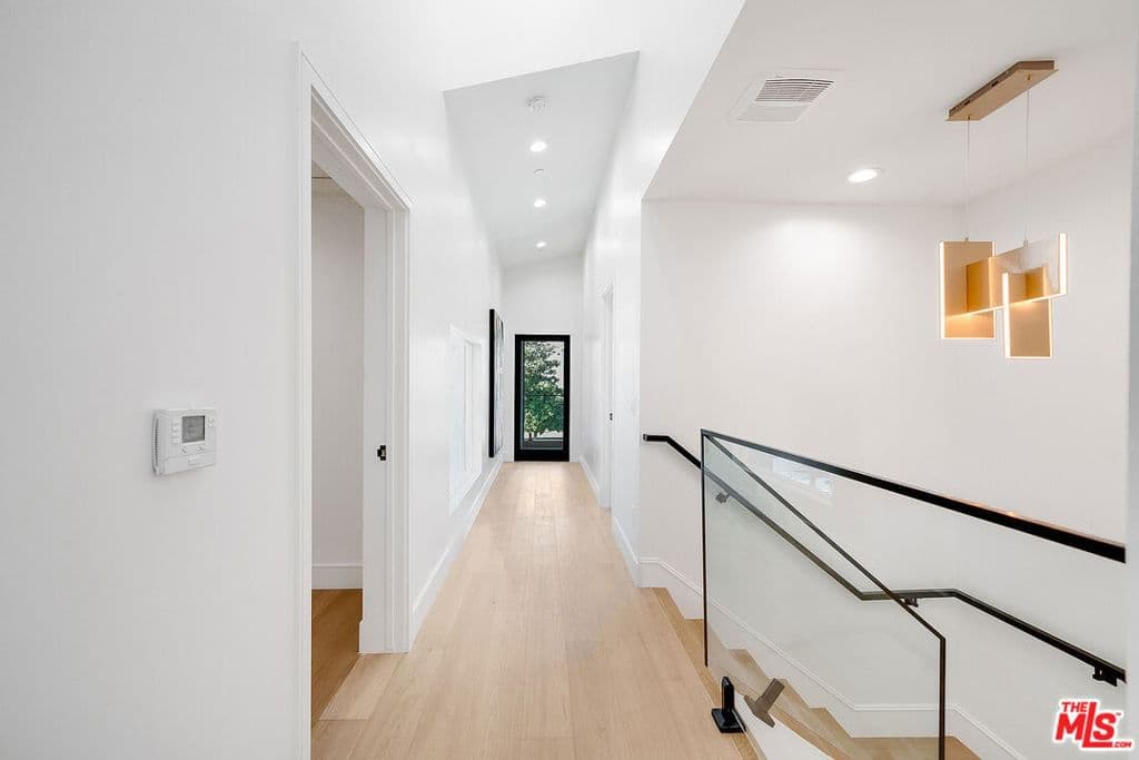 Residential in Los Angeles — Photos 23