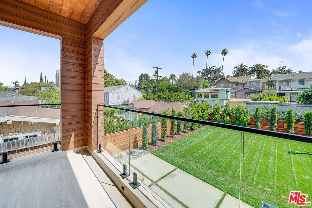 Residential in Los Angeles — Photos 30