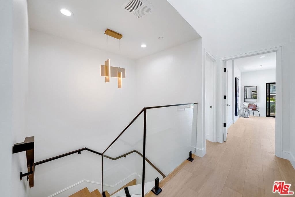 Residential in Los Angeles — Photos 31