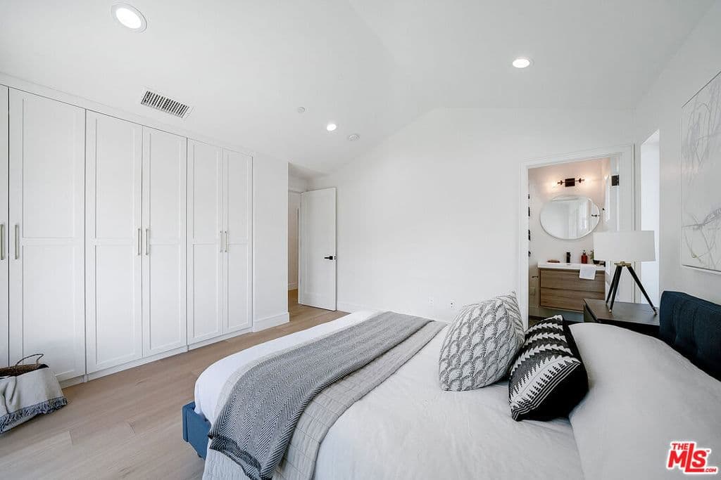 Residential in Los Angeles — Photos 34