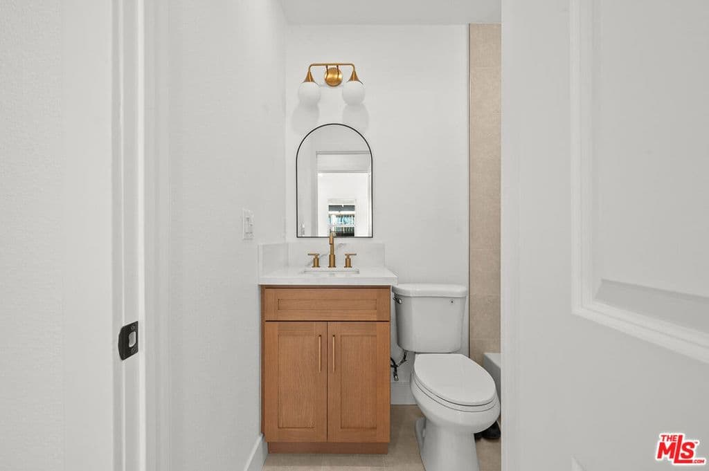 ResidentialIncome in Los Angeles — Photos 16