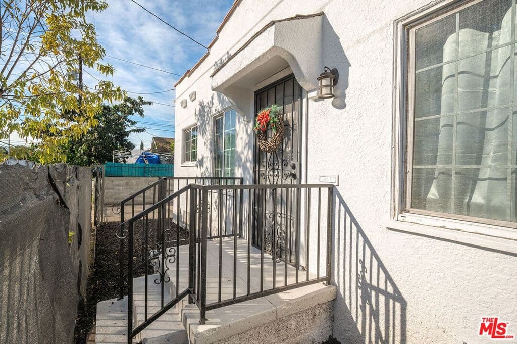 ResidentialIncome in Los Angeles — Photos 18
