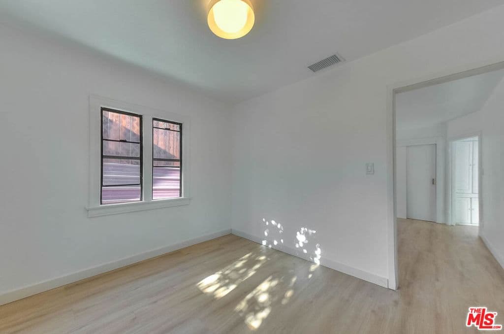 ResidentialIncome in Los Angeles — Photos 27