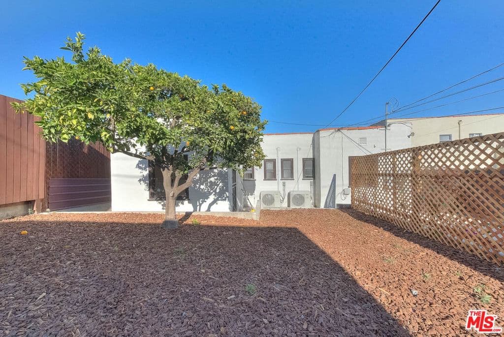 ResidentialIncome in Los Angeles — Photos 36