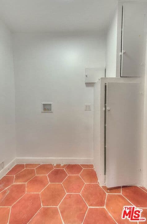 ResidentialIncome in Los Angeles — Photos 47