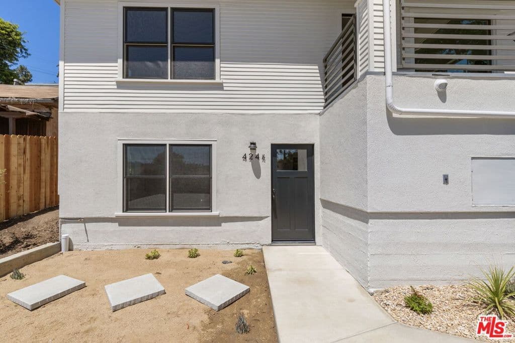 ResidentialIncome in Los Angeles — Photos 19