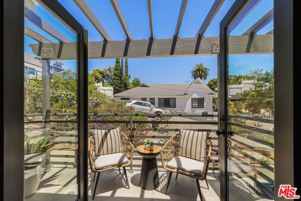 ResidentialIncome in Los Angeles — Photos 6