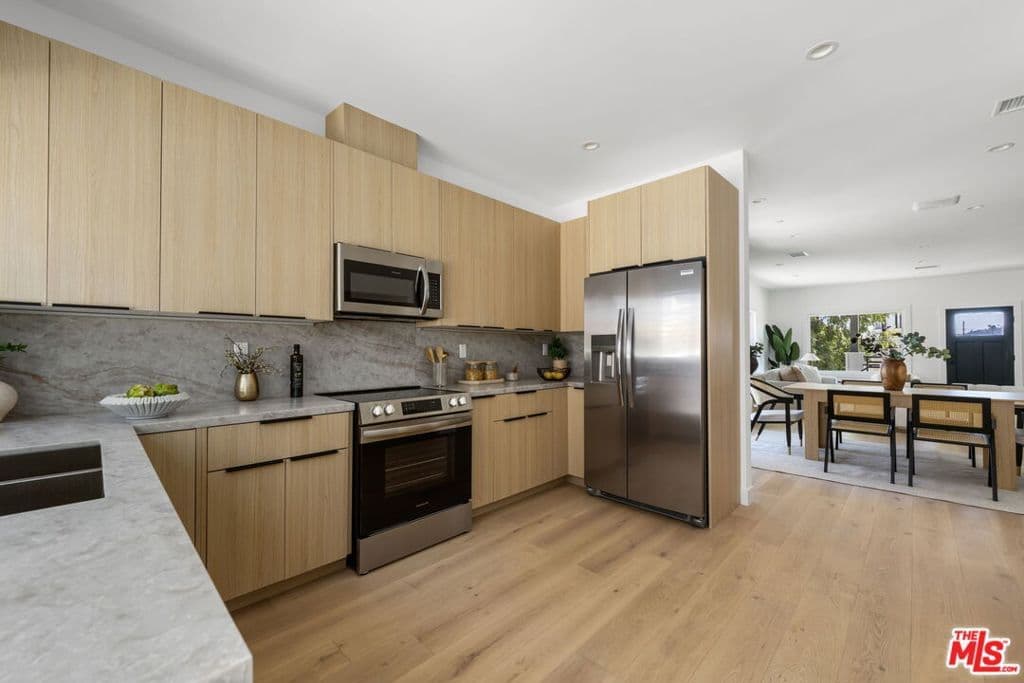 ResidentialIncome in Los Angeles — Photos 7