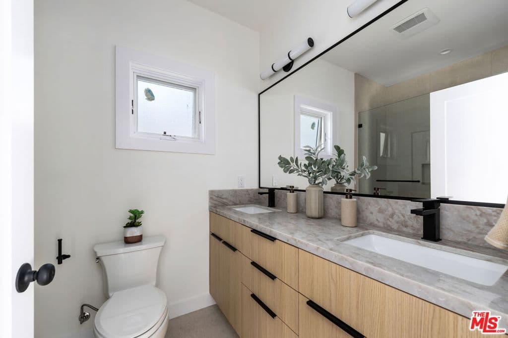 ResidentialIncome in Los Angeles — Photos 9