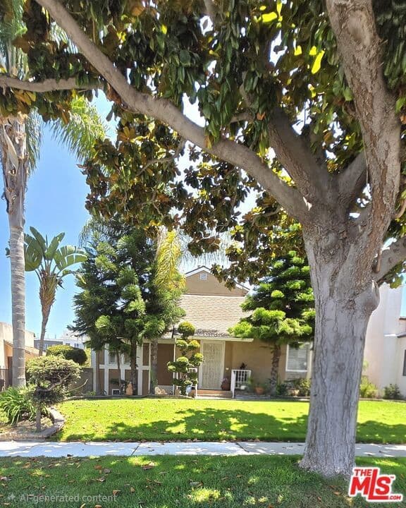 Residential in Los Angeles — Photos 48