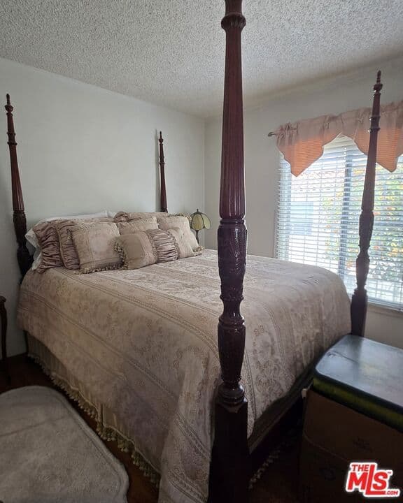 Residential in Los Angeles — Photos 34