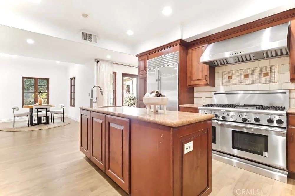 Residential in Los Angeles — Photos 15