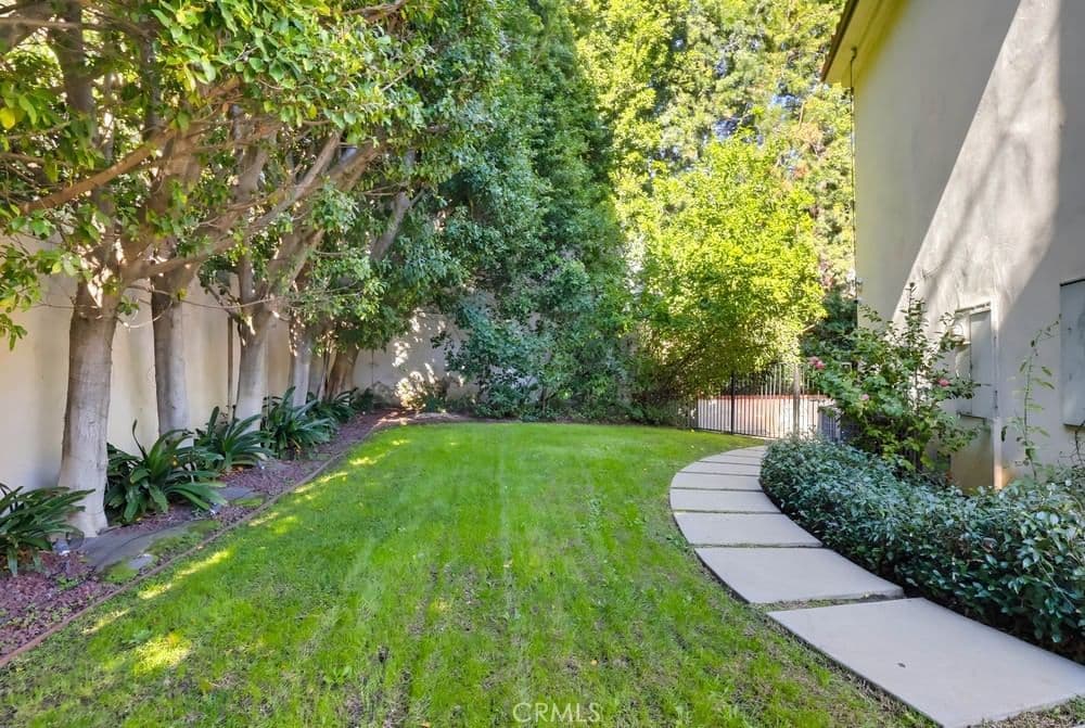 Residential in Los Angeles — Photos 54
