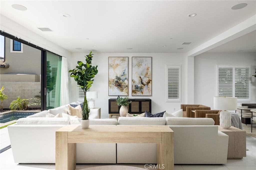 Residential in Irvine — Photos 12