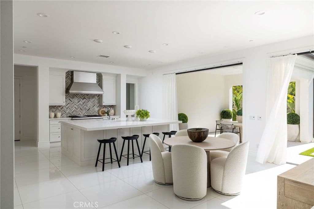 Residential in Irvine — Photos 15