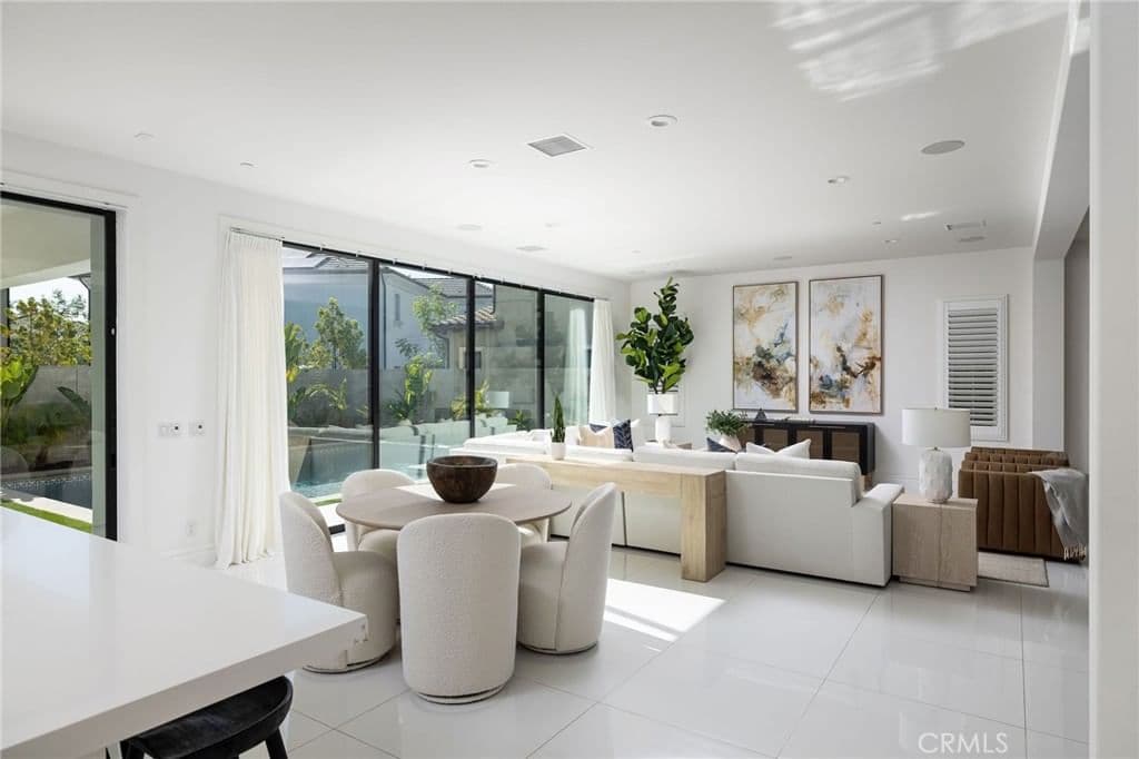 Residential in Irvine — Photos 19