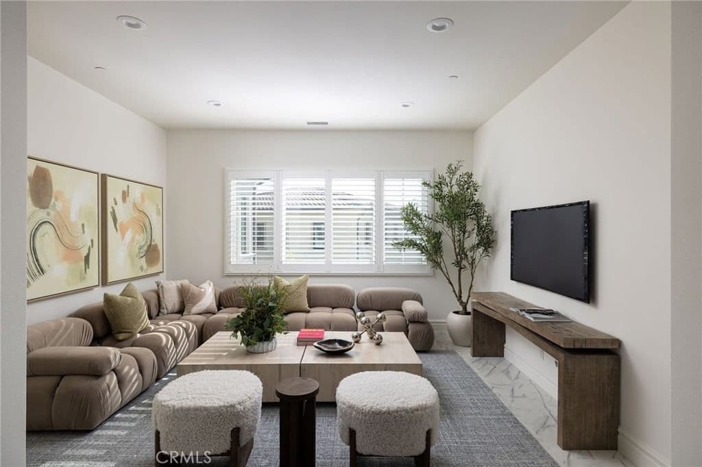 Residential in Irvine — Photos 24