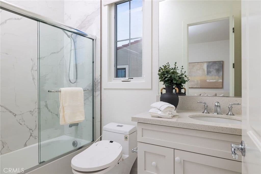 Residential in Irvine — Photos 28