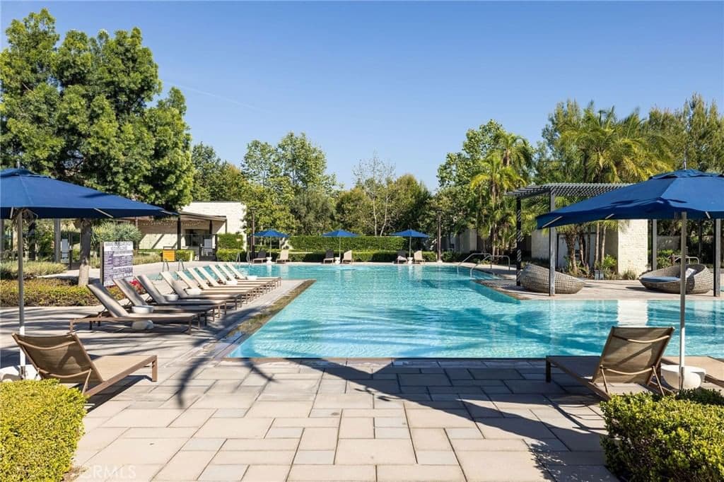 Residential in Irvine — Photos 35