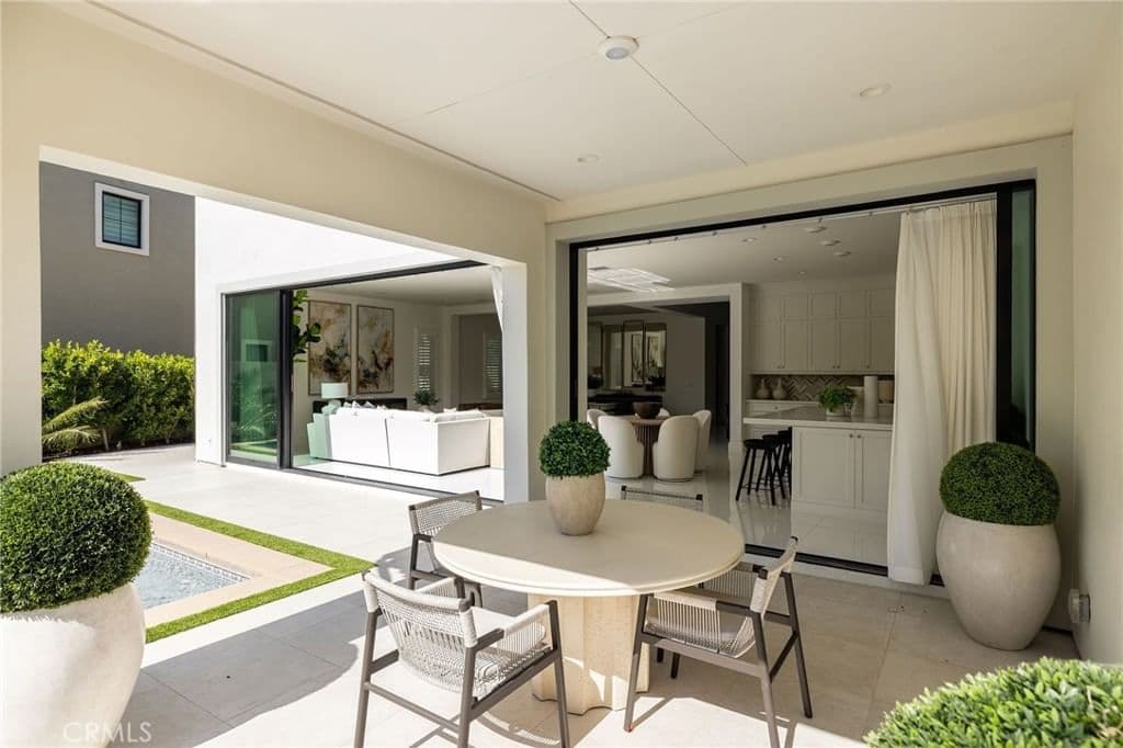 Residential in Irvine — Photos 9