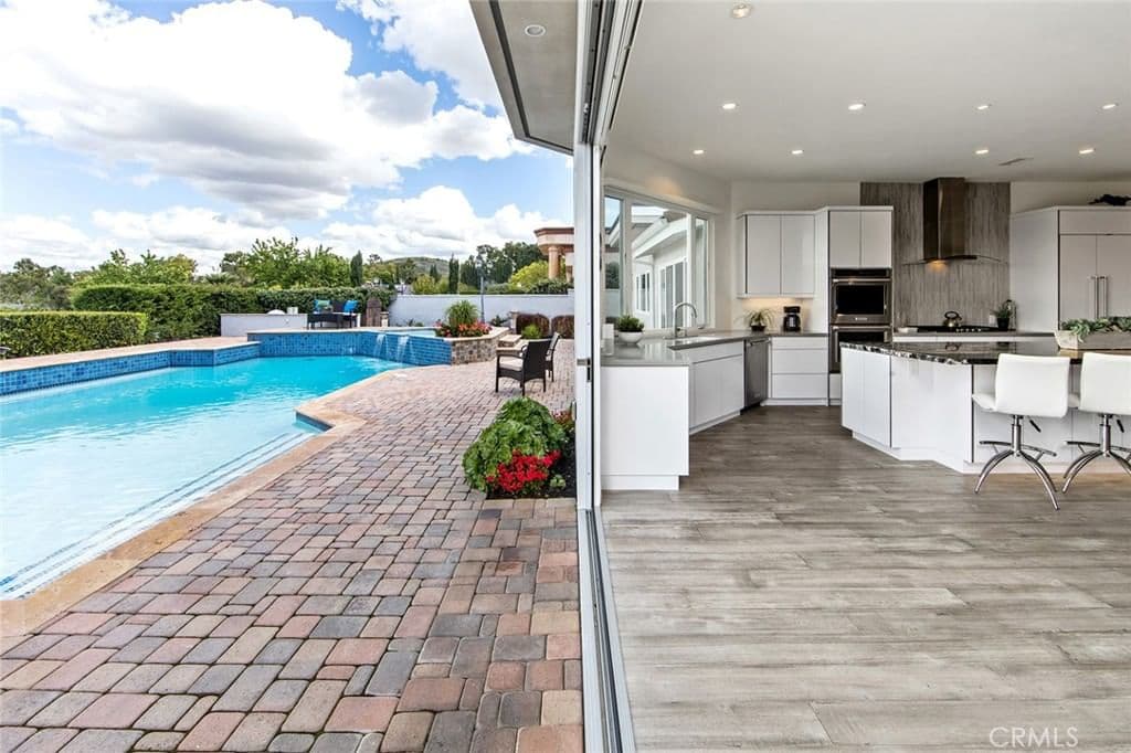 Residential in Irvine — Photos 12