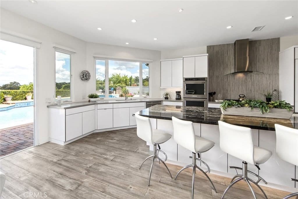 Residential in Irvine — Photos 13