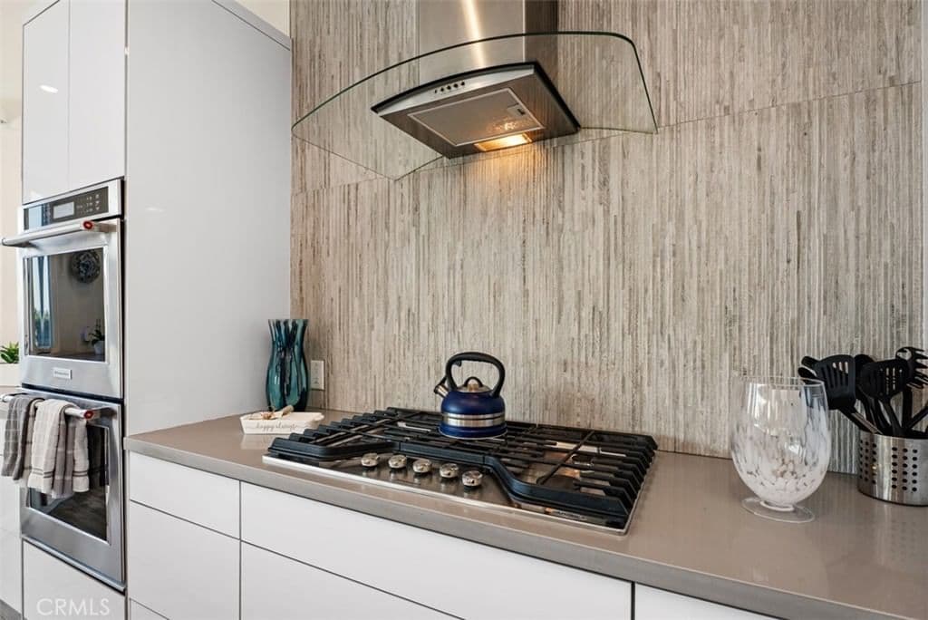 Residential in Irvine — Photos 16