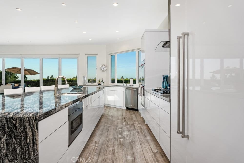 Residential in Irvine — Photos 17