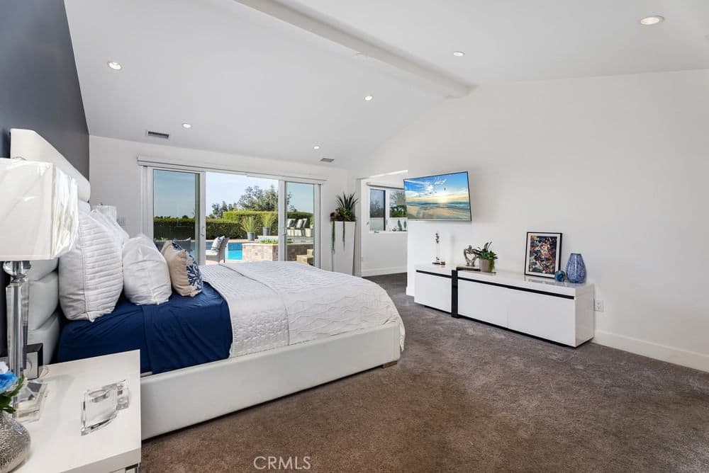 Residential in Irvine — Photos 18