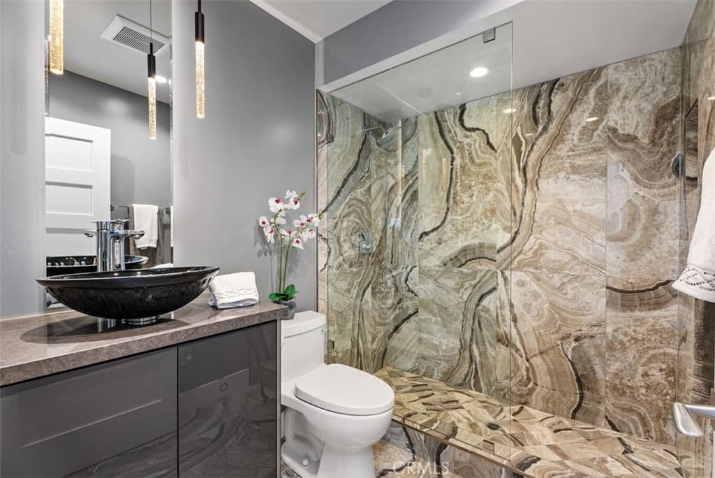 Residential in Irvine — Photos 27