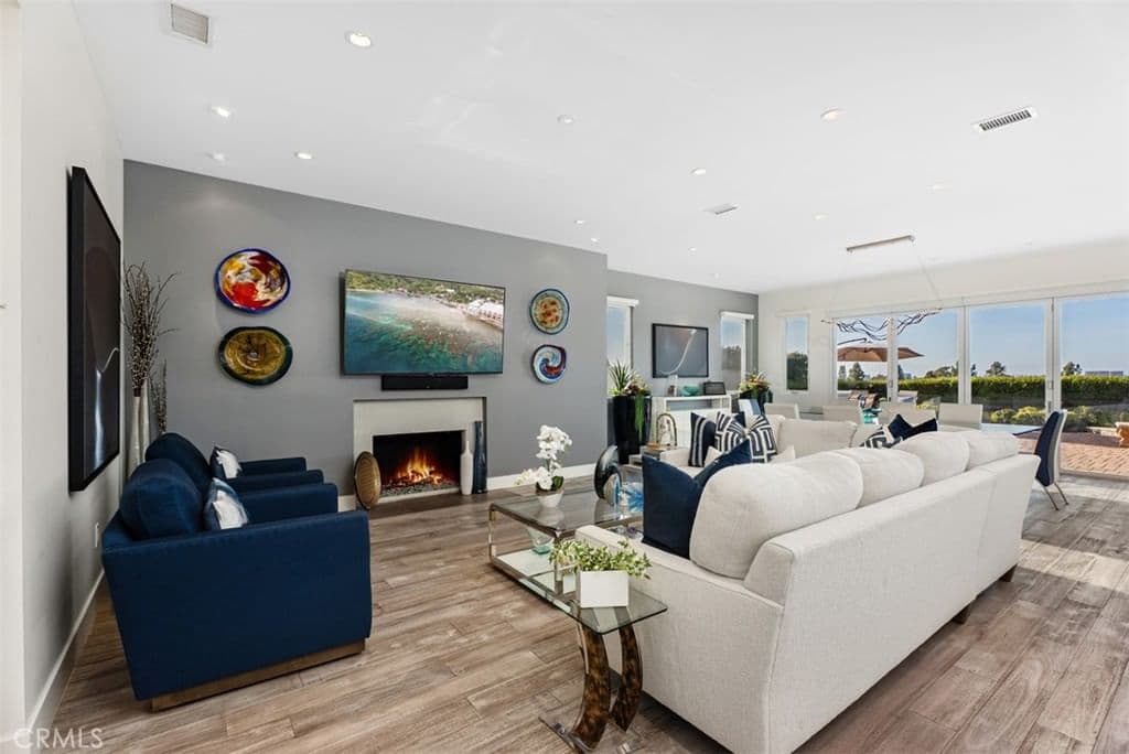 Residential in Irvine — Photos 9