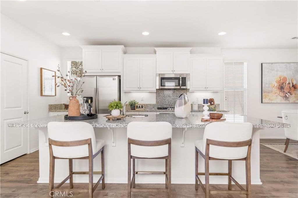 Residential in Irvine — Photos 10