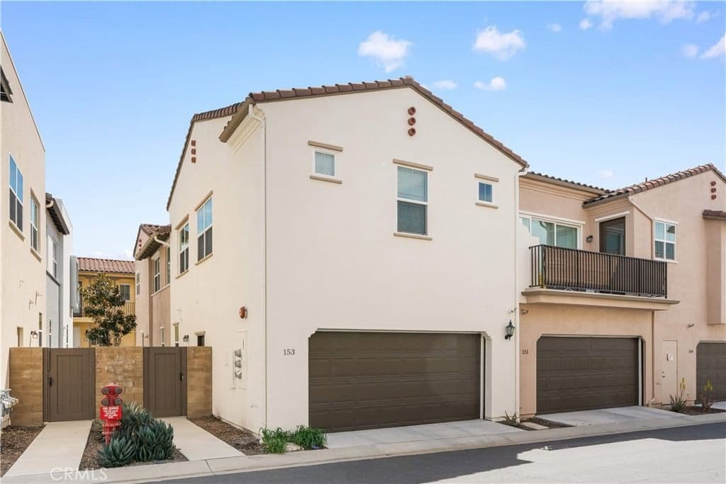 Residential in Irvine — Photos 16