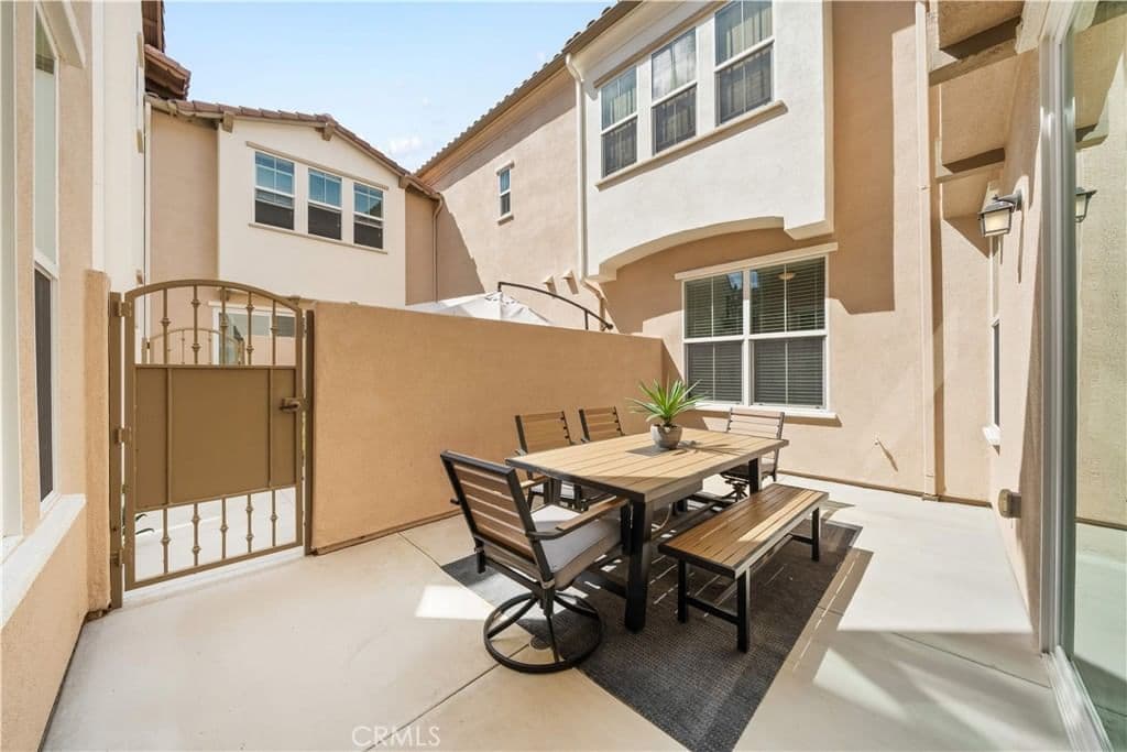 Residential in Irvine — Photos 17