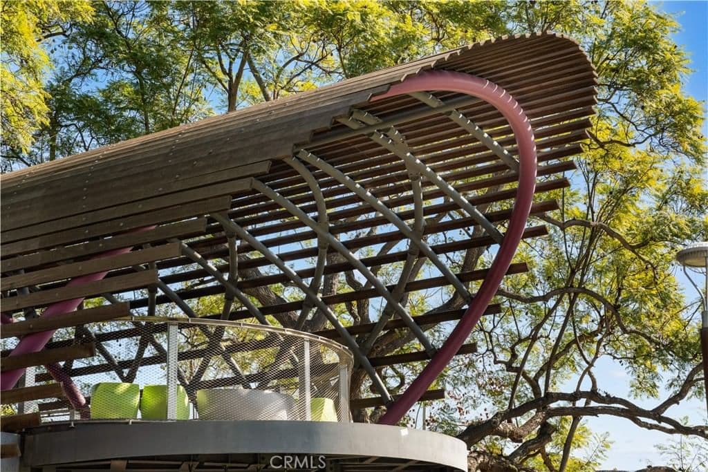 Residential in Irvine — Photos 32