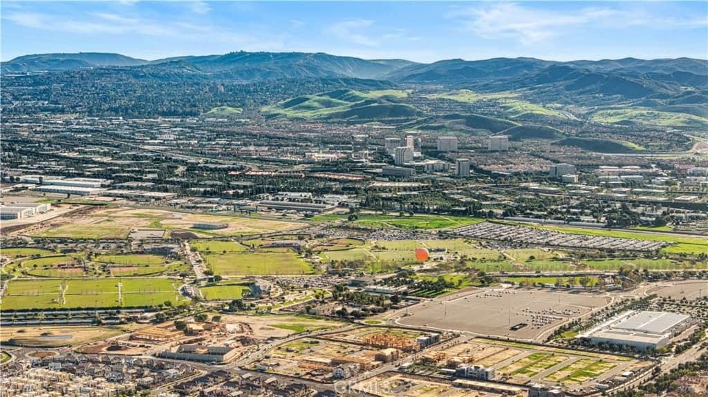 Residential in Irvine — Photos 34