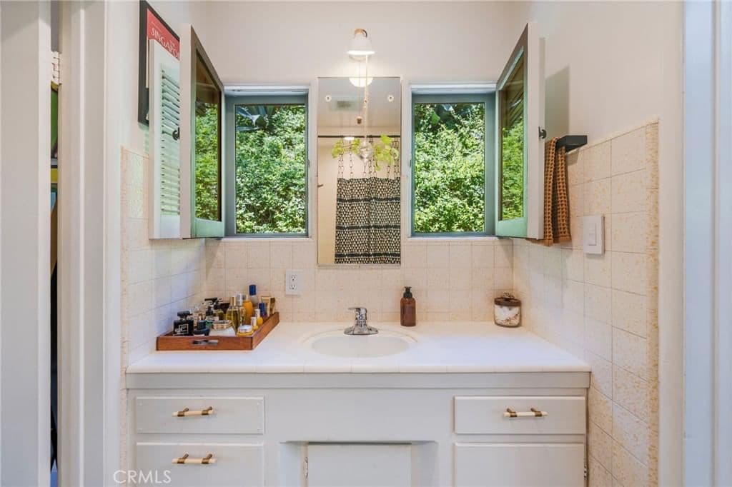 Residential in Los Angeles — Photos 31