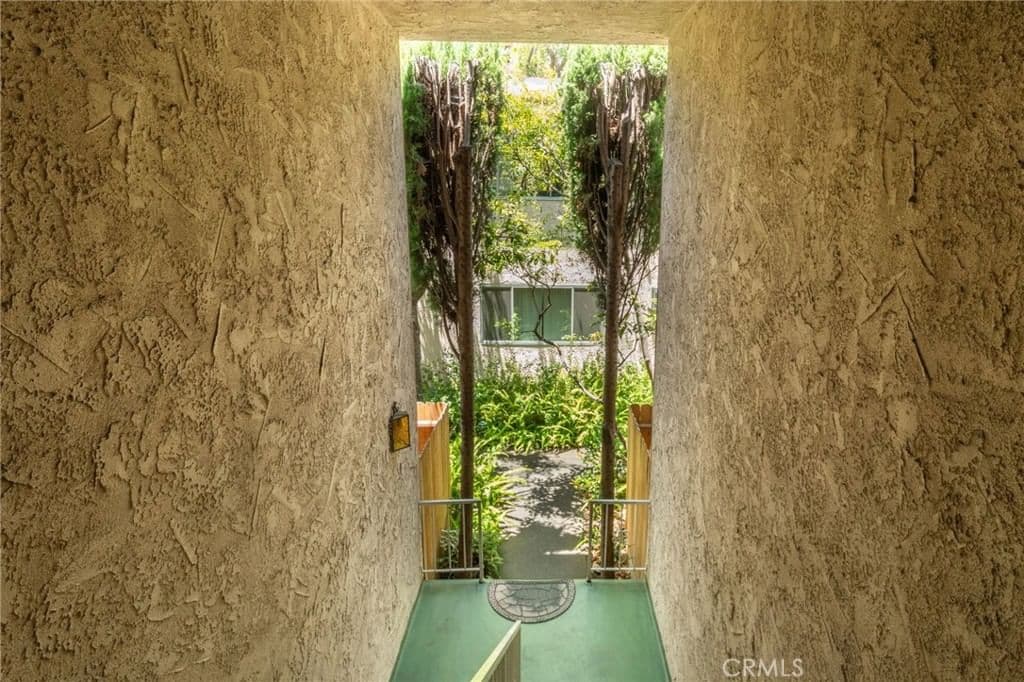 Residential in Los Angeles — Photos 16