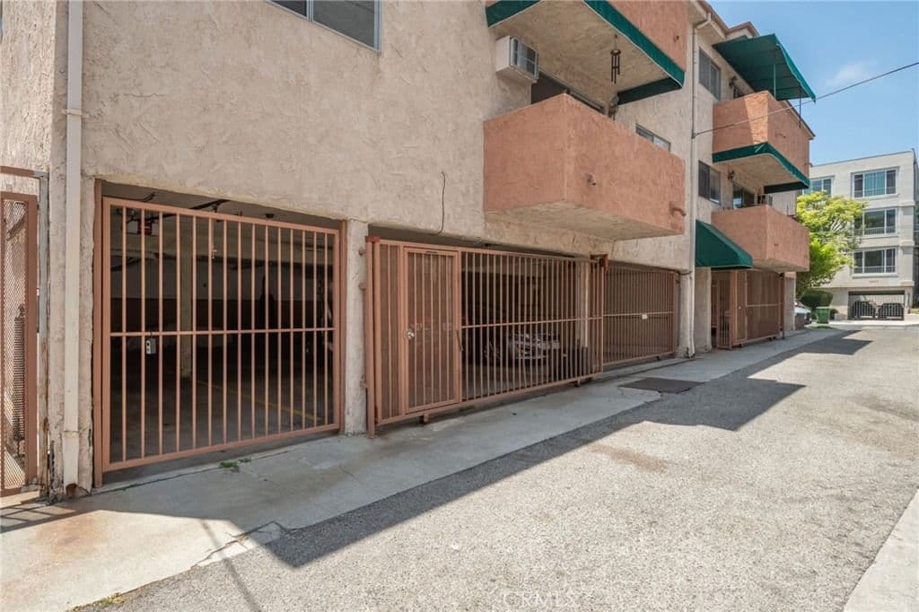 Residential in Los Angeles — Photos 20